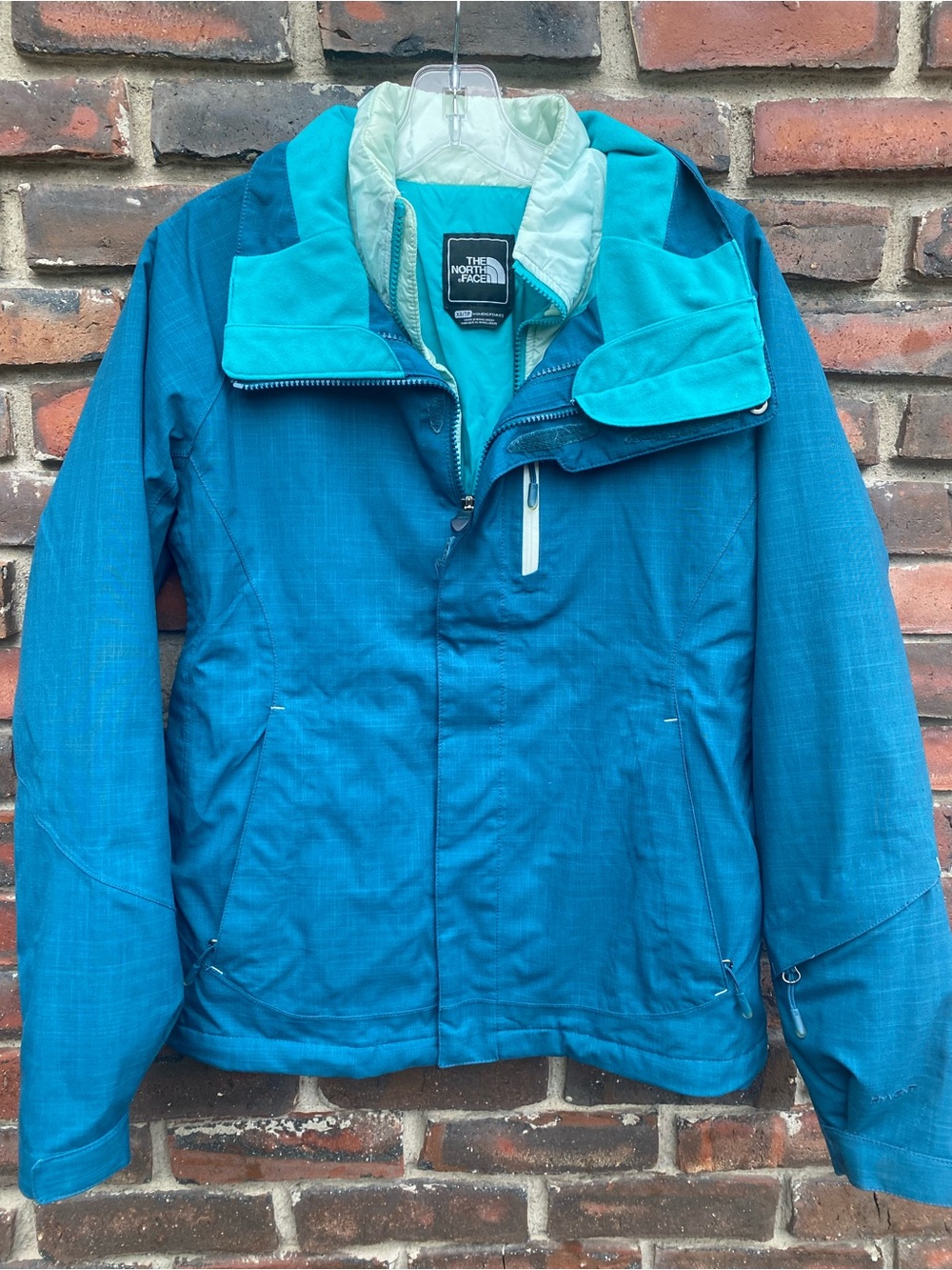 The North Face Women’s Teal & Aqua Ski Jacket